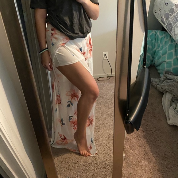 Floral pants - Picture 8 of 10